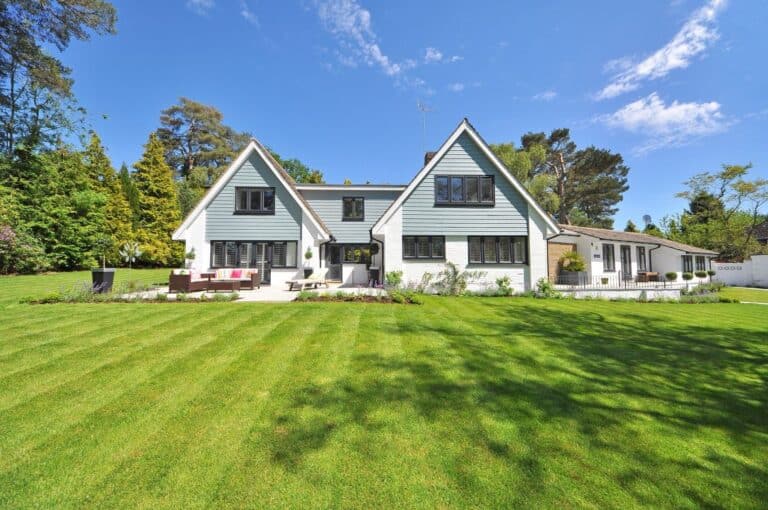 Acheter un logement en résidence senior : comment bien choisir et acheter son logement ?